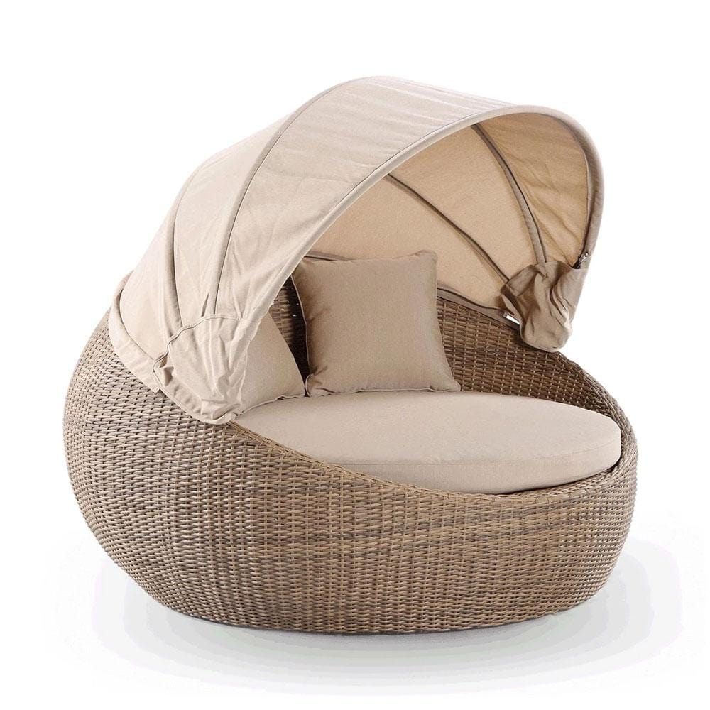 Newport Outdoor Round Wicker Daybed with Canopy